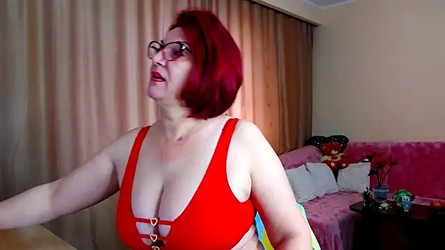 Snapshot of EdithCharm chatting on 01/14/26, 07:47 EdithCharm online show from 01/14/26, 07:47