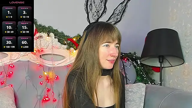 Snapshot of MillicentFarrell chatting on 01/07/25, 01:46 MillicentFarrell online show from 01/07/25, 01:46