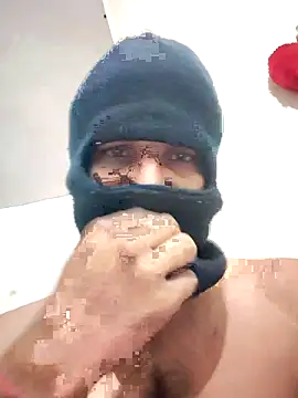 Snapshot of davidss57400 chatting on 12/22/25, 04:37 davidss57400 online show from 12/22/25, 04:37