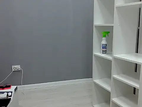 Snapshot of 96CHloe96 chatting on 09/17/25, 01:35 96CHloe96 online show from 09/17/25, 01:35