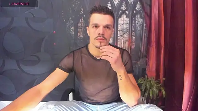 Snapshot of DonyBrown chatting on 01/13/26, 04:07 DonyBrown online show from 01/13/26, 04:07