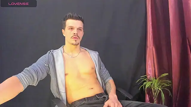 Snapshot of DonyBrown chatting on 02/02/26, 05:50 DonyBrown online show from 02/02/26, 05:50