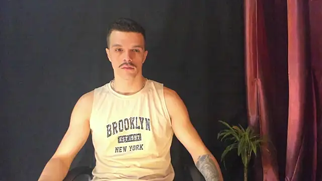 Snapshot of DonyBrown chatting on 02/21/26, 06:25 DonyBrown online show from 02/21/26, 06:25