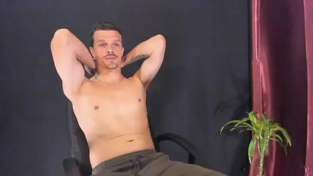 Snapshot of DonyBrown chatting on 03/17/26, 05:00 DonyBrown online show from 03/17/26, 05:00