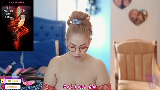 QueenYsuRey online show from 03/11/25, 04:40