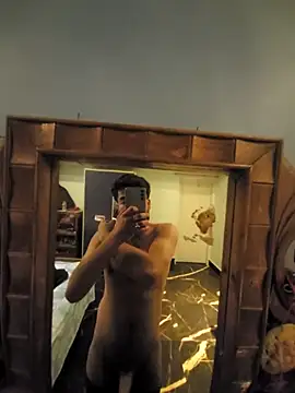 Snapshot of Dexiboy chatting on 03/16/25, 05:28 Dexiboy online show from 03/16/25, 05:28