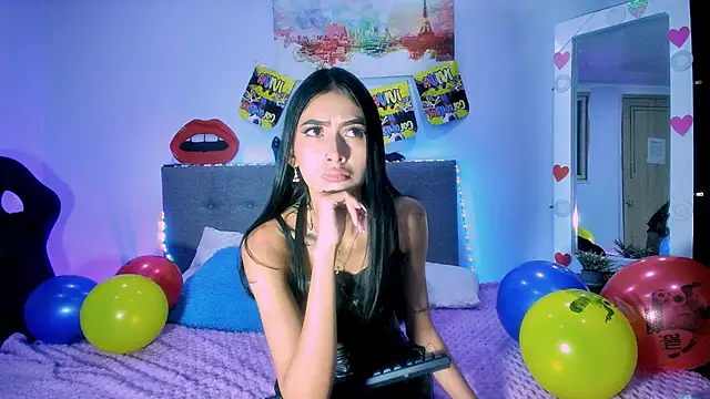 Snapshot of Amberx_Sweet chatting on 06/19/26, 08:01 Amberx Sweet online show from 06/19/26, 08:01