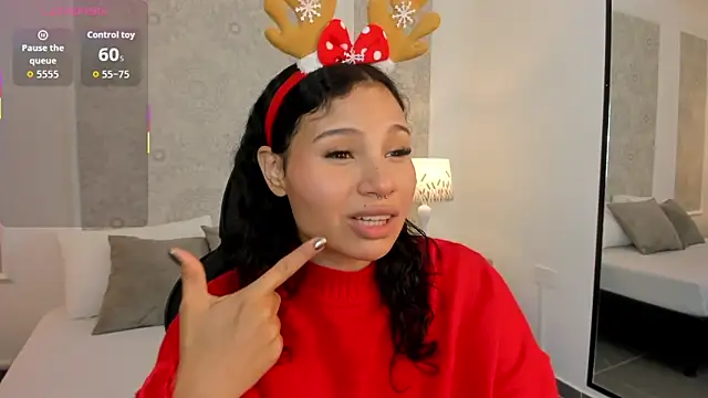 Snapshot of dulce_natyy chatting on 12/23/25, 02:31 dulce natyy online show from 12/23/25, 02:31