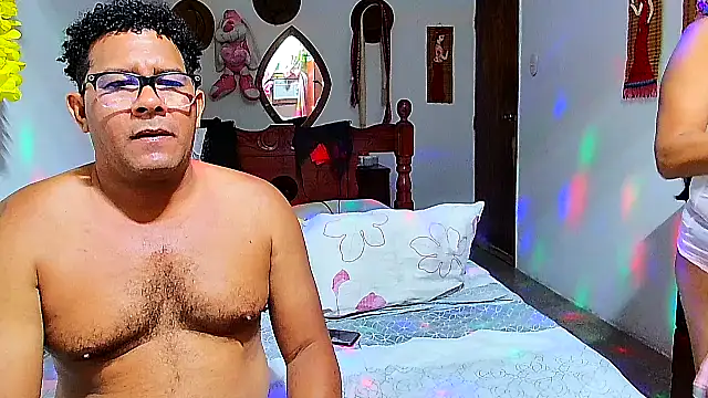 Snapshot of rosi_pamela chatting on 01/17/26, 03:00 rosi pamela online show from 01/17/26, 03:00