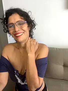 MireyaTorresGu online show from 11/15/25, 02:35