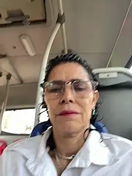 MireyaTorresGu online show from 05/31/26, 12:23