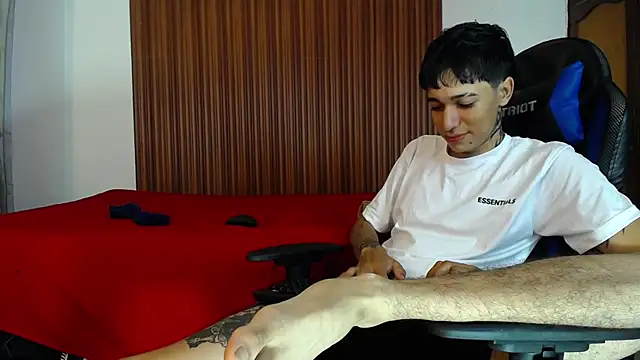 Zacktk7 online show from 12/28/24, 07:54