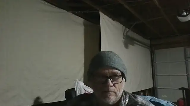 Snapshot of 69vivian chatting on 12/13/24, 04:54 69vivian online show from 12/13/24, 04:54