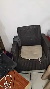 Snapshot of miketripi420 chatting on 02/20/26, 05:26 miketripi420 online show from 02/20/26, 05:26