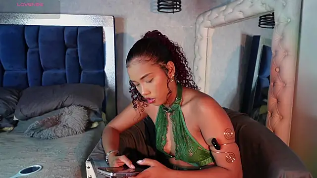 Salome Williamss online show from 05/29/26, 12:36