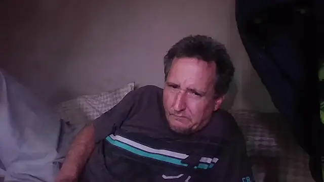 Snapshot of George48 chatting on 12/03/25, 04:31 George48 online show from 12/03/25, 04:31