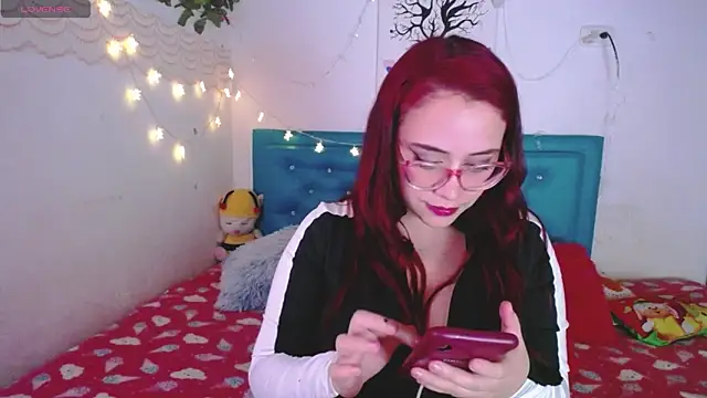 zarquita99 online show from 02/04/25, 04:37