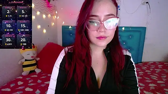 zarquita99 online show from 02/05/25, 12:42