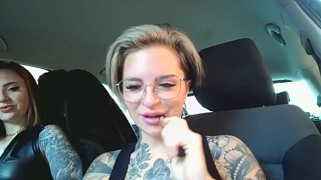 Alexandersonxo online show from 12/19/24, 10:02