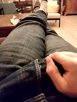 JulesG18 online show from 02/21/26, 06:20