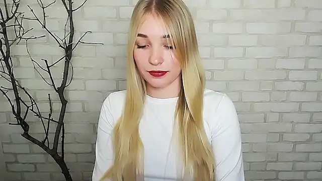 Queen ofLove online show from 12/07/24, 06:04