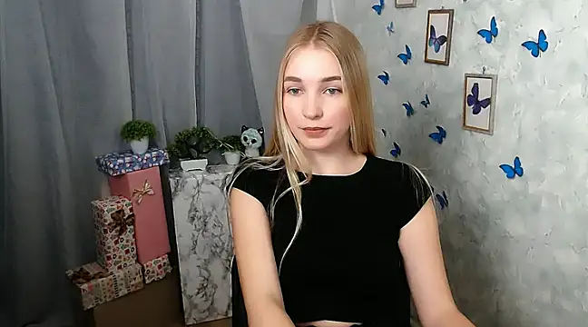 Queen ofLove online show from 12/13/24, 06:16