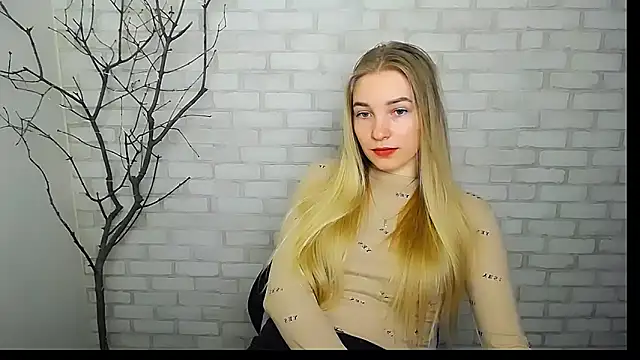 Queen ofLove online show from 03/03/25, 11:33