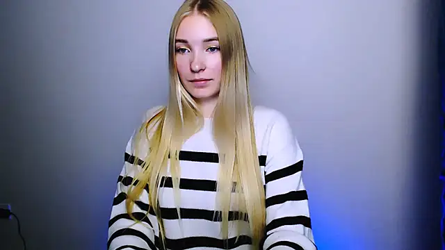 Queen ofLove online show from 10/30/25, 10:10