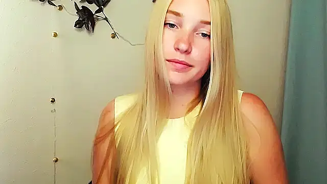 Queen ofLove online show from 06/23/26, 04:16
