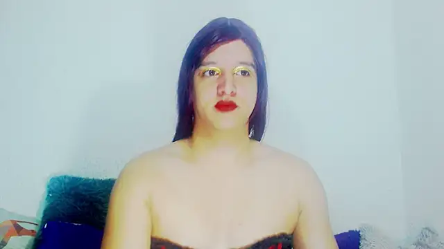 Snapshot of alexandrasexy32 chatting on 04/19/26, 10:45 alexandrasexy32 online show from 04/19/26, 10:45