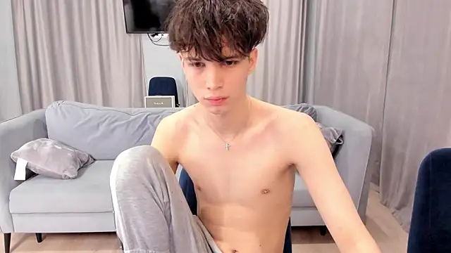 Im Shine Guy online show from 12/19/24, 10:53