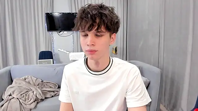 Im Shine Guy online show from 01/03/25, 08:43