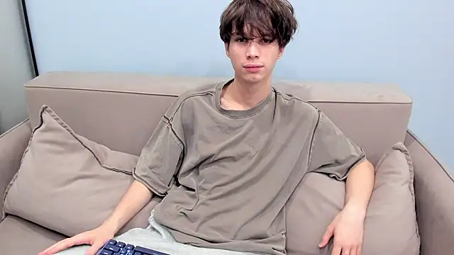 Im Shine Guy online show from 12/05/25, 06:11