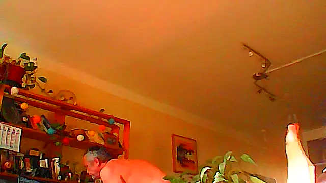Snapshot of GayPourToi chatting on 04/29/26, 06:39 GayPourToi online show from 04/29/26, 06:39
