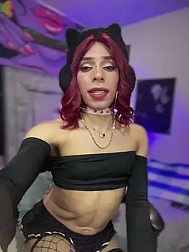 Snapshot of Diana_2003 chatting on 01/10/26, 09:33 Diana 2003 online show from 01/10/26, 09:33