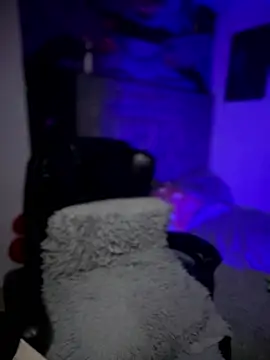 Snapshot of Diana_2003 chatting on 01/12/26, 10:59 Diana 2003 online show from 01/12/26, 10:59