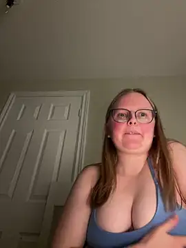 Snapshot of lexie_lilacs chatting on 01/12/25, 02:14 lexie lilacs online show from 01/12/25, 02:14