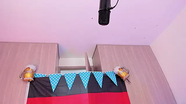 AndreaVelasco online show from 09/28/25, 07:19