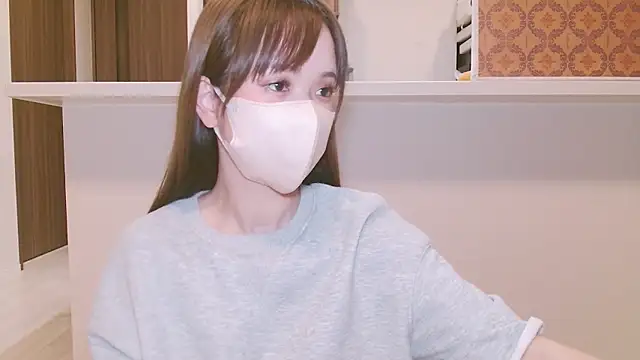 Snapshot of _hina_chan_ chatting on 04/10/26, 01:49 hina chan online show from 04/10/26, 01:49