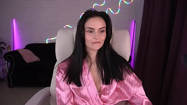 MilashaLovely online show from 11/14/25, 03:00