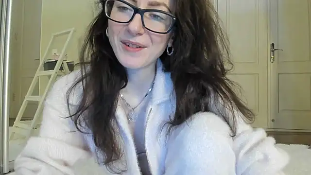 Baby Jewel online show from 01/29/25, 11:09