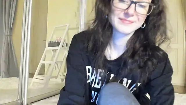 Baby Jewel online show from 02/06/25, 11:10