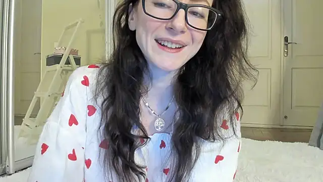 Baby Jewel online show from 03/01/25, 07:30