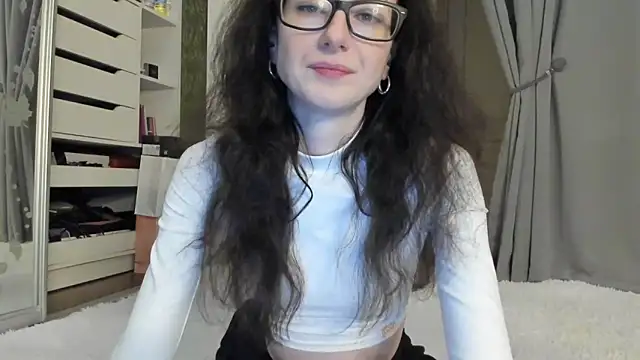 Baby Jewel online show from 11/06/25, 11:11