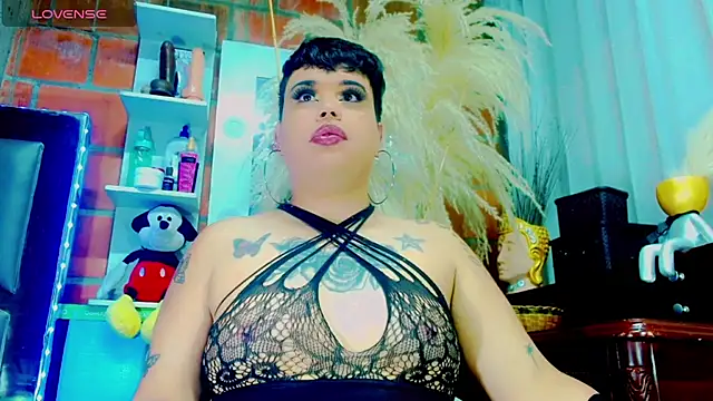 Snapshot of nauthyvalentina chatting on 02/16/26, 08:16 nauthyvalentina online show from 02/16/26, 08:16