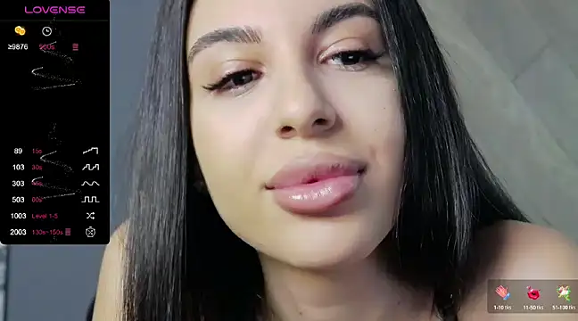 Snapshot of _Evelyynn_ chatting on 12/31/24, 08:48 Evelyynn online show from 12/31/24, 08:48