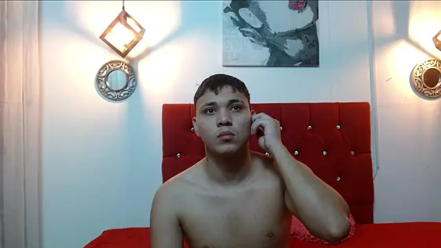 couple lovelyds online show from 02/28/25, 12:31