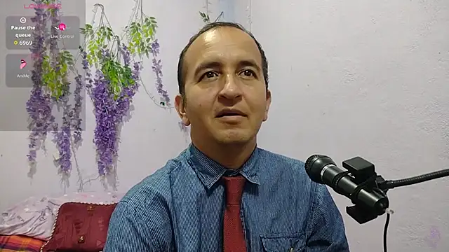 yazforeSolo online show from 09/23/25, 02:42