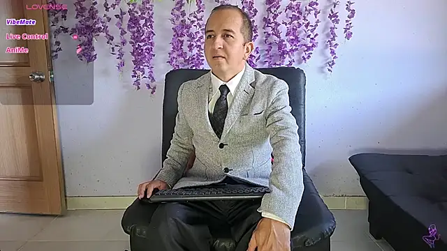 Snapshot of yazforeSolo chatting on 02/09/26, 02:10 yazforeSolo online show from 02/09/26, 02:10