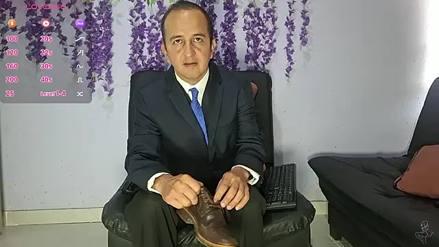 Snapshot of yazforeSolo chatting on 02/10/26, 02:21 yazforeSolo online show from 02/10/26, 02:21